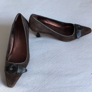 Cole Haan Chocolate Brown Suede pumps